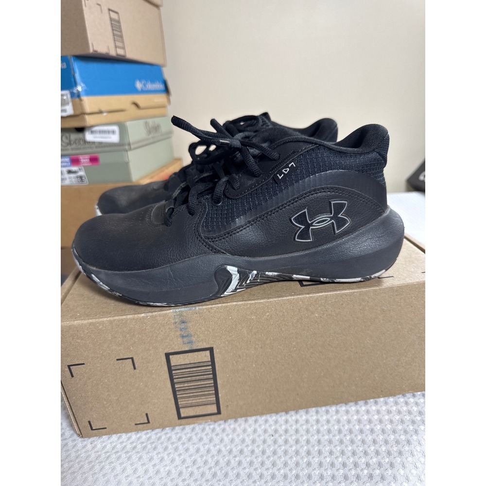 Under Armour Basketball Mens 7.5 Lockdown 6 Black Basketball 3025612-003 EUC